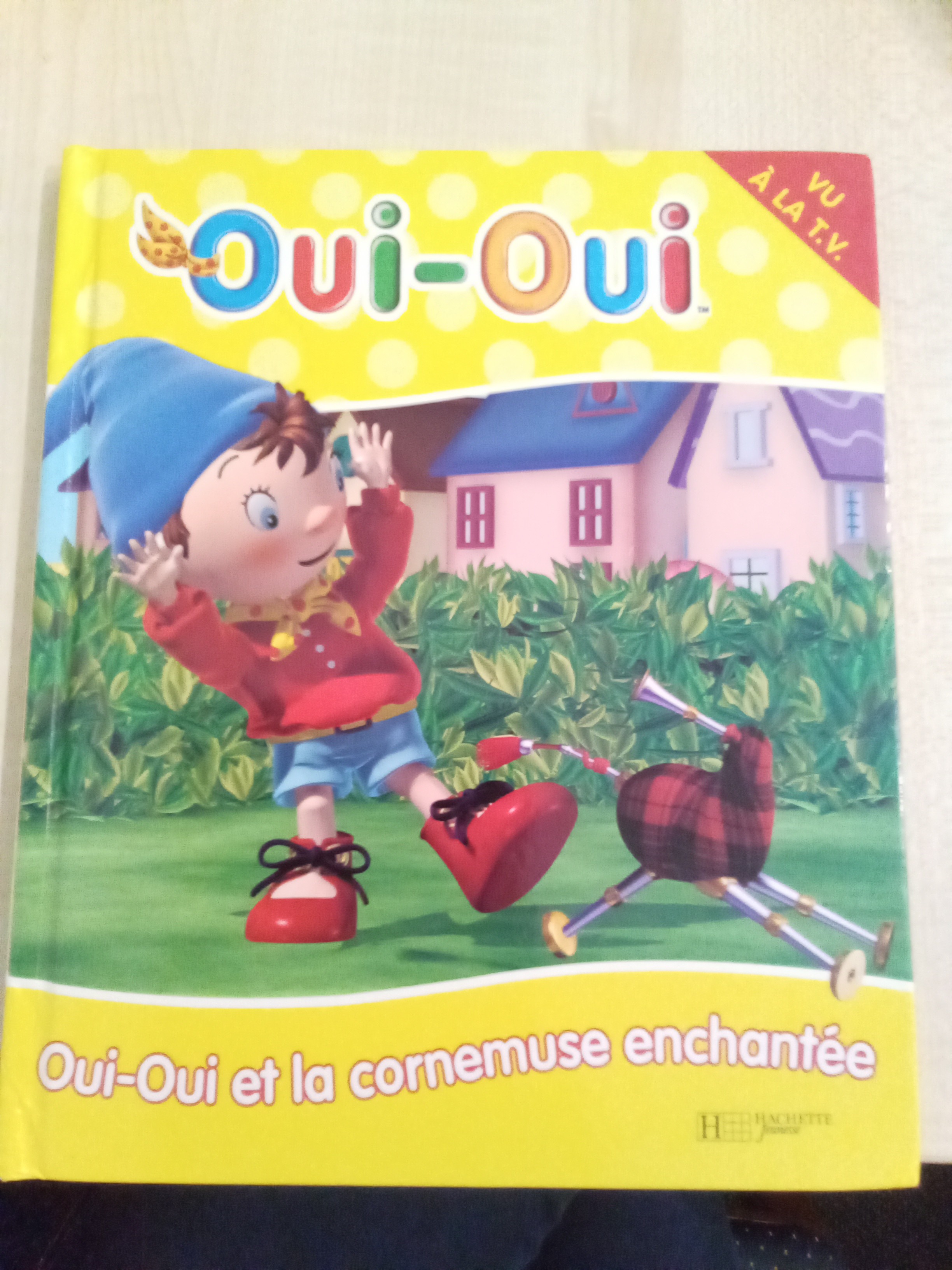 Oui-Oui - Click to enlarge picture.