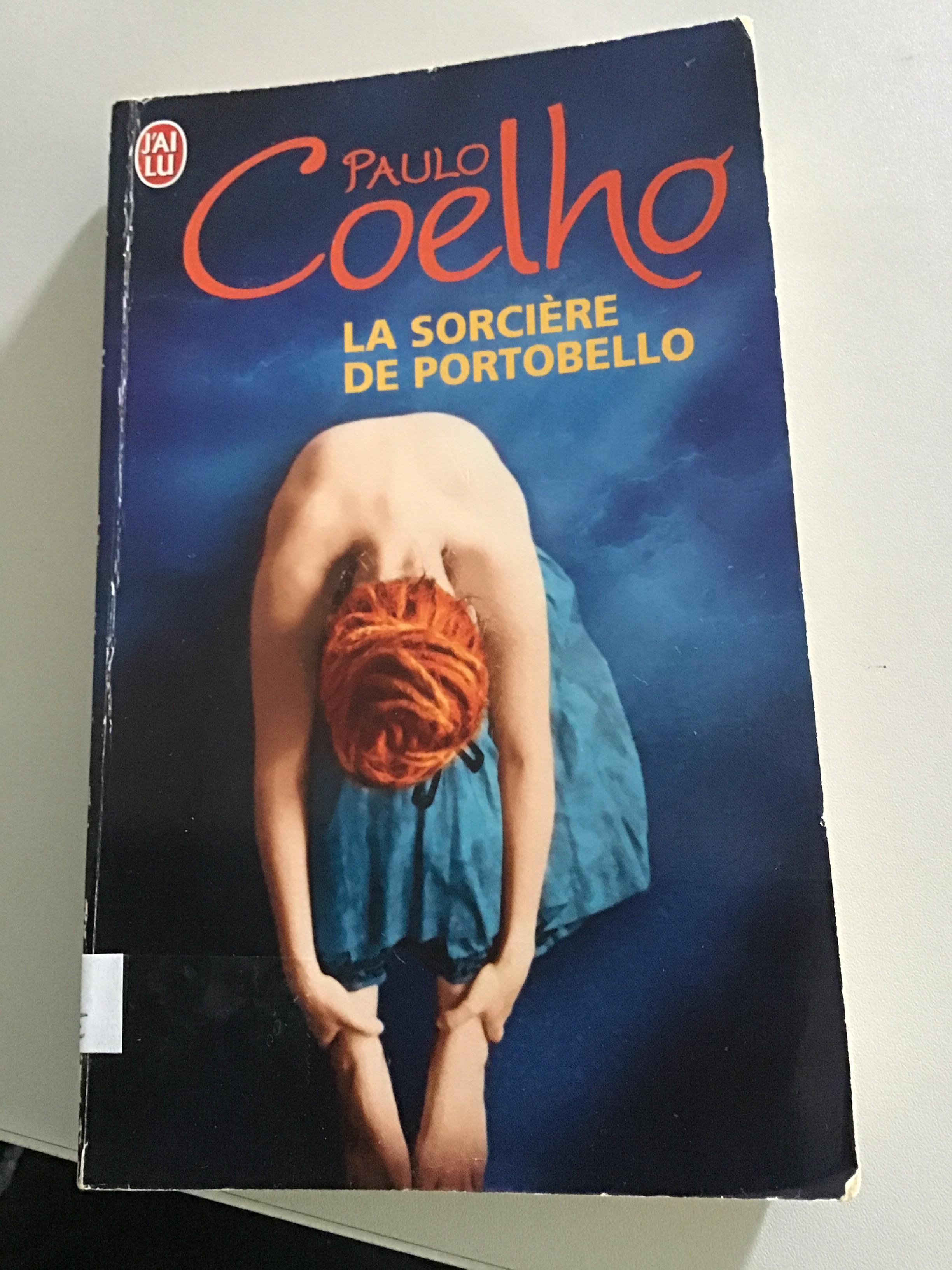 La sorcière de Portobello - Click to enlarge picture.