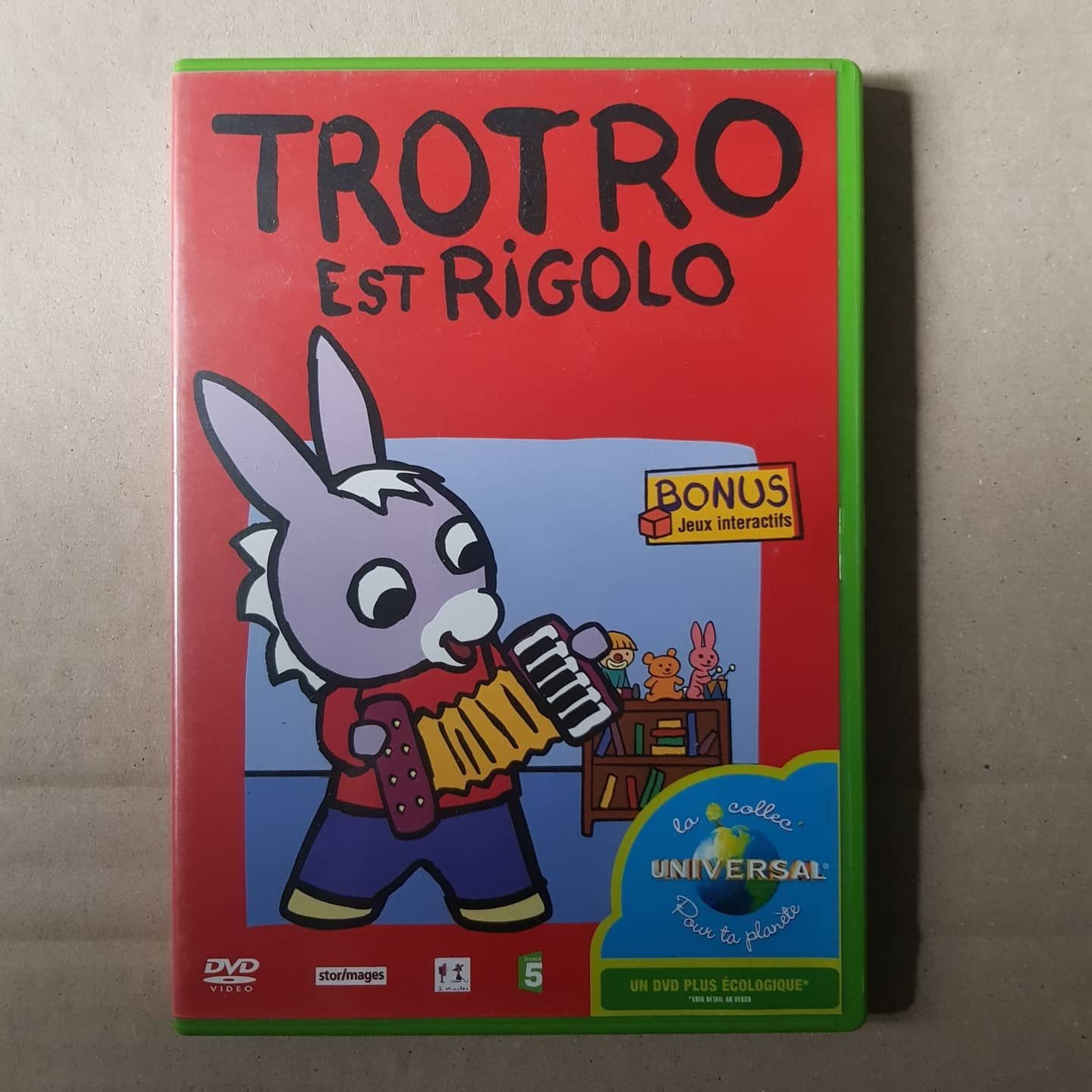Trotro - Click to enlarge picture.