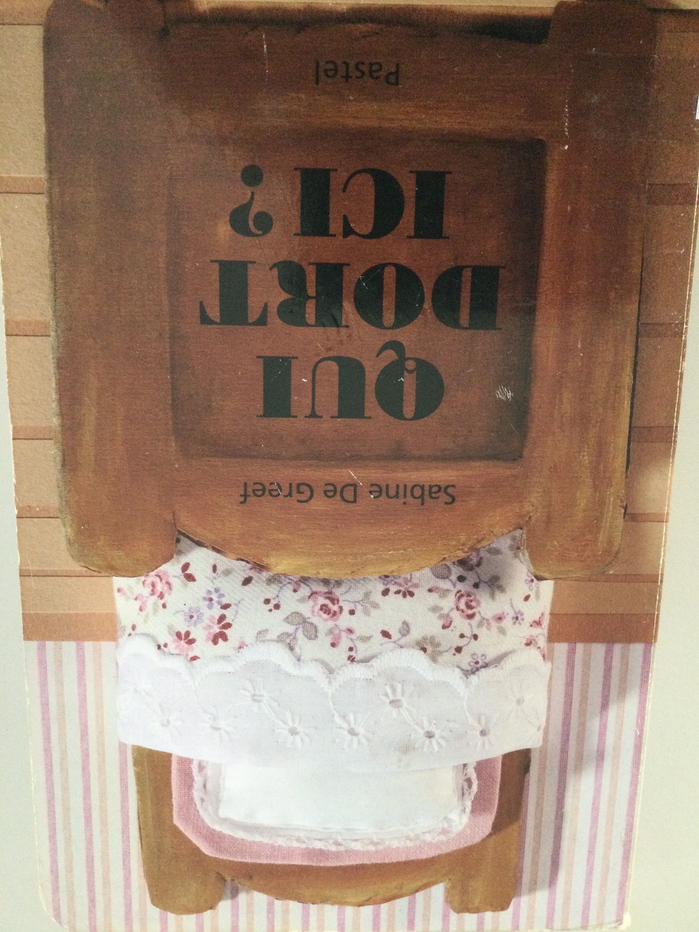 Qui dort ici? - Click to enlarge picture.