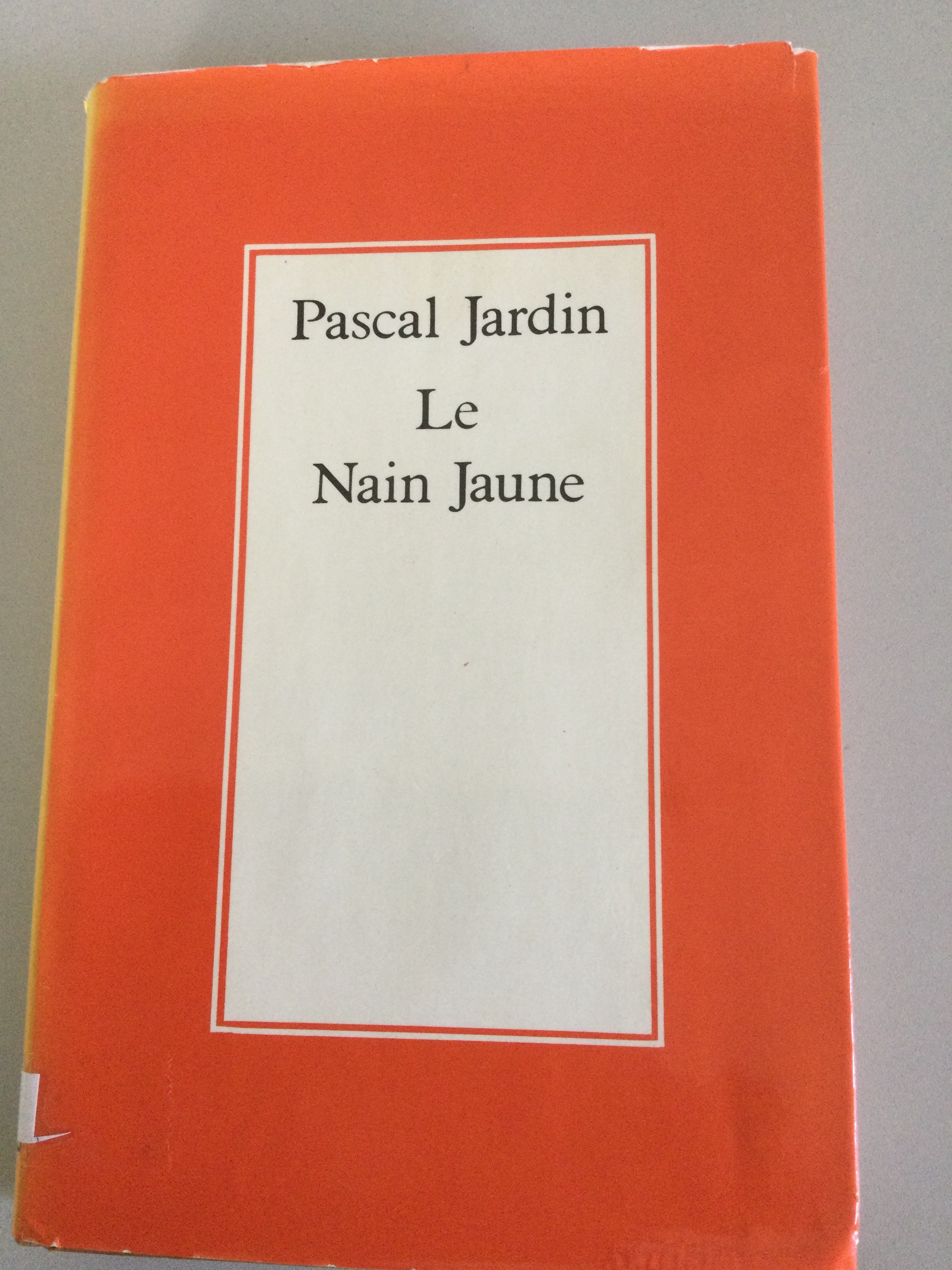 Le nain jaune - Click to enlarge picture.