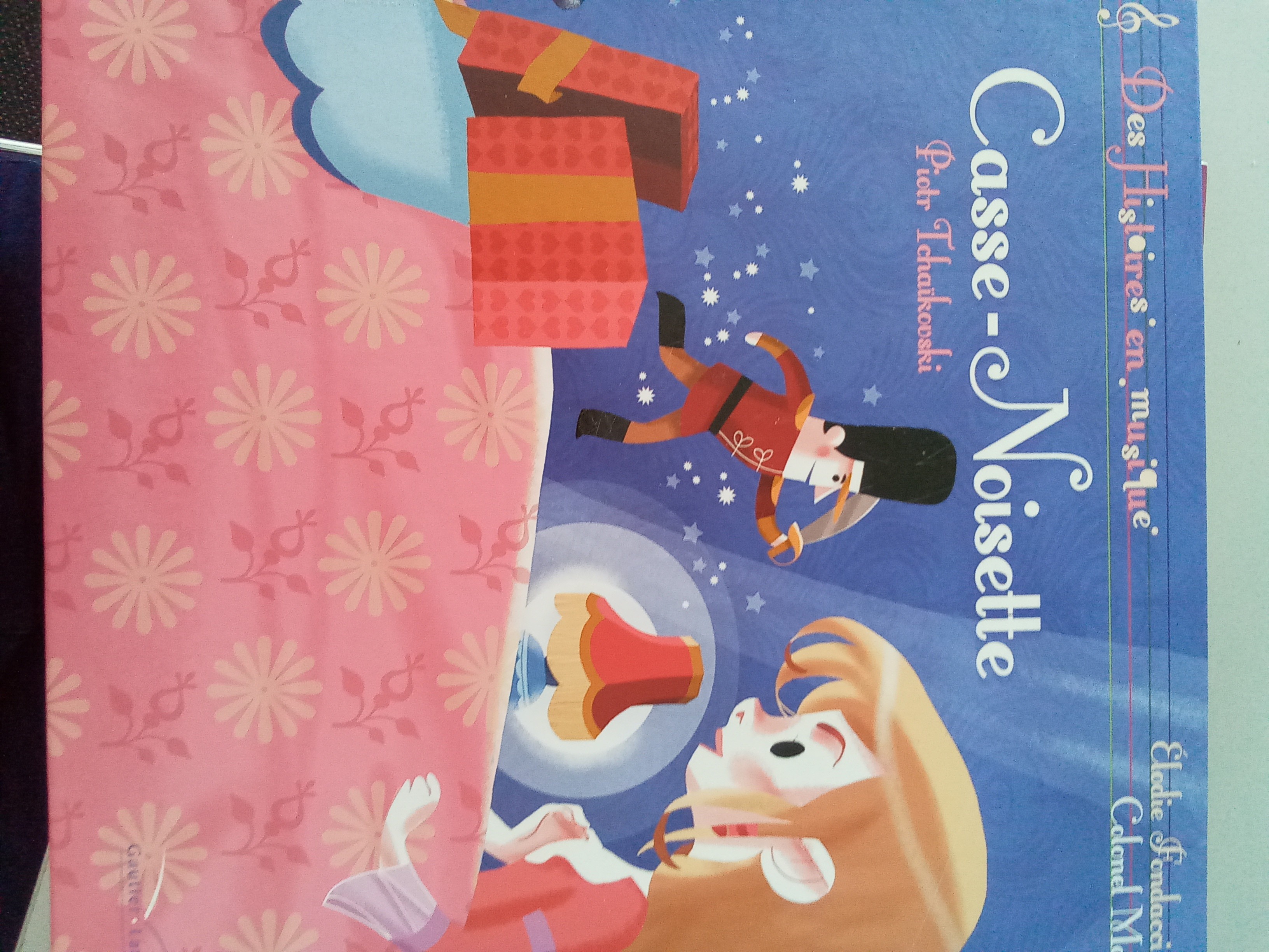 Casse noisette - Click to enlarge picture.